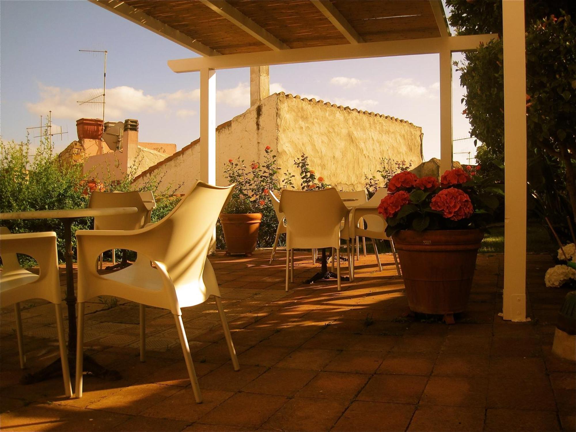 Hotel Villa Pimpina Карлофорте Екстериор снимка